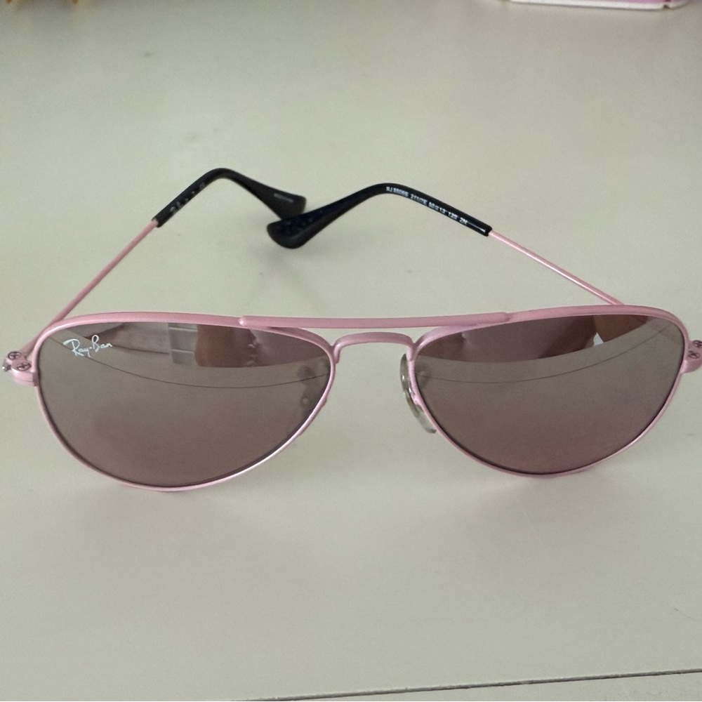 Ray-Ban Pink Aviator Sunglasses